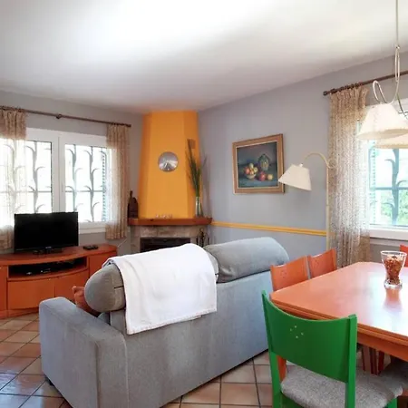 Dom wakacyjny La Casa Del Bosc, Playa Y Golf - *