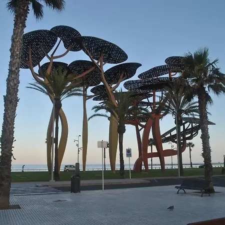 La Casa Del Bosc, Playa Y Golf - בית נופש סאלו