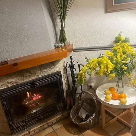 La Casa Del Bosc, Playa Y Golf - סאלו